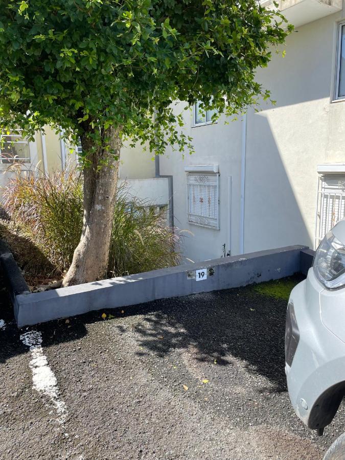 Face A La Mer Lejlighed Le Gosier  Eksteriør billede